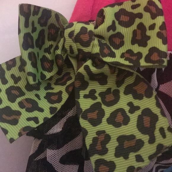 Zebra shirt and capris set - Picture 2 of 2